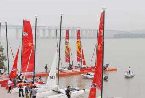 競帆黃河！首屆三門峽“黃河船奇”帆船公開賽起航